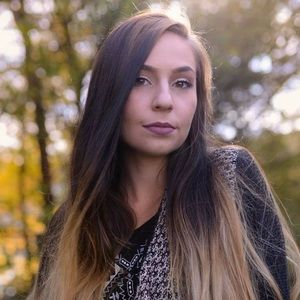 Meet your Posher, Anda